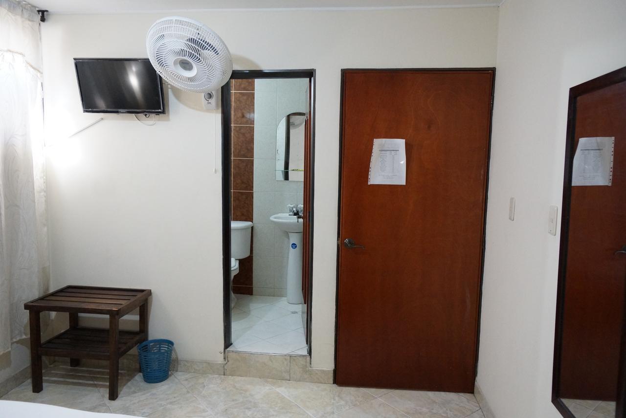 Hotel Esmeralda San Gil Bagian luar foto