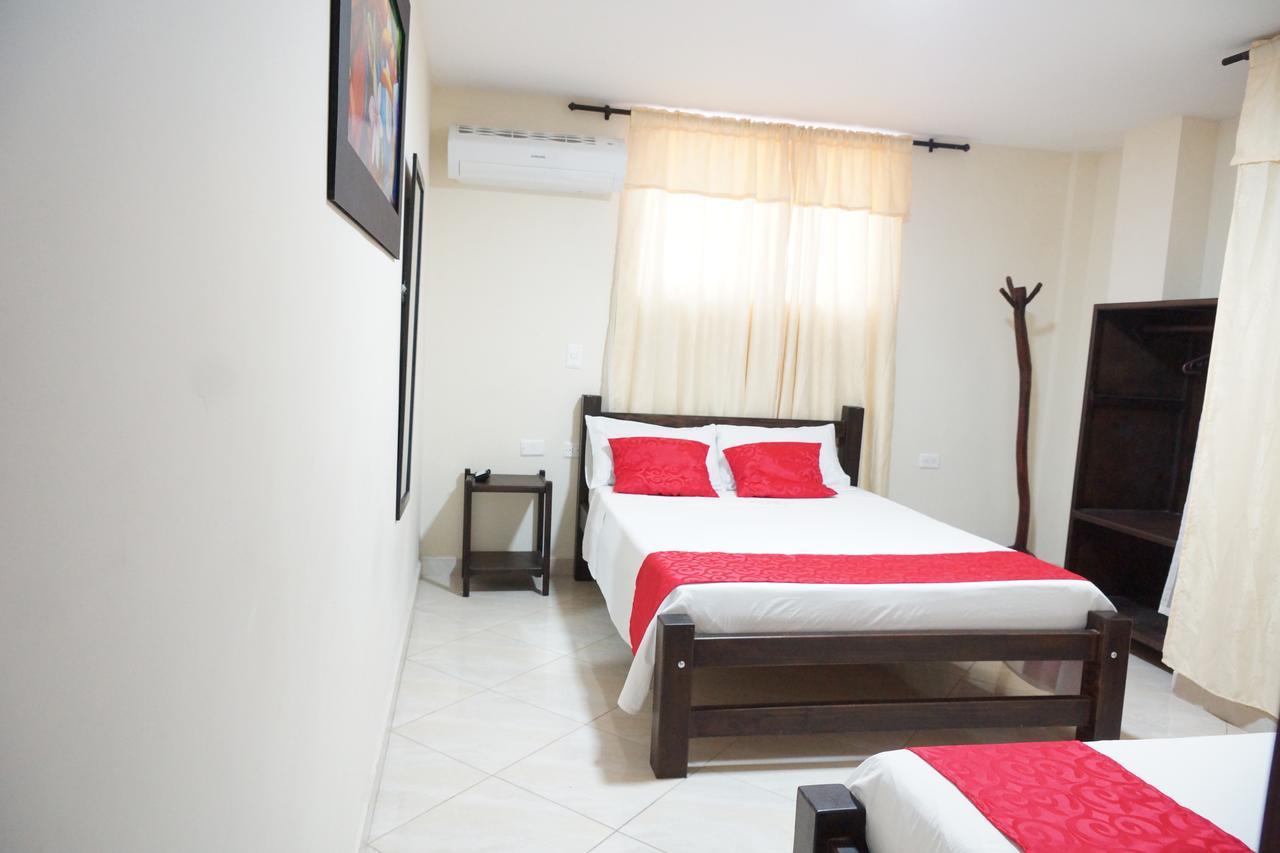 Hotel Esmeralda San Gil Bagian luar foto